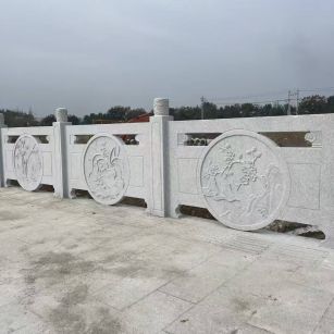 南通芝麻白河道栏杆 石材栏杆